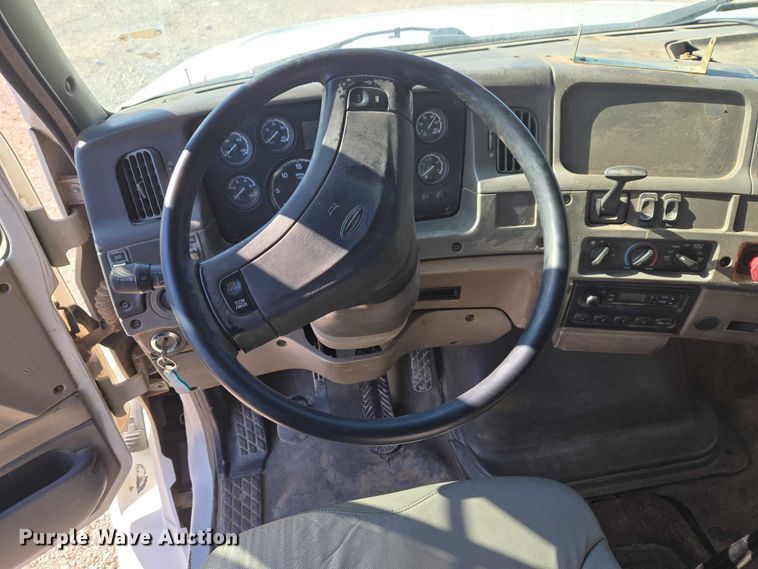 image for item ET1282 2006 Sterling A9500 dump truck