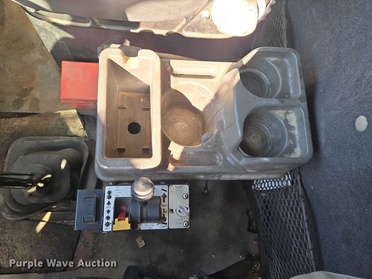 image for item ET1282 2006 Sterling A9500 dump truck