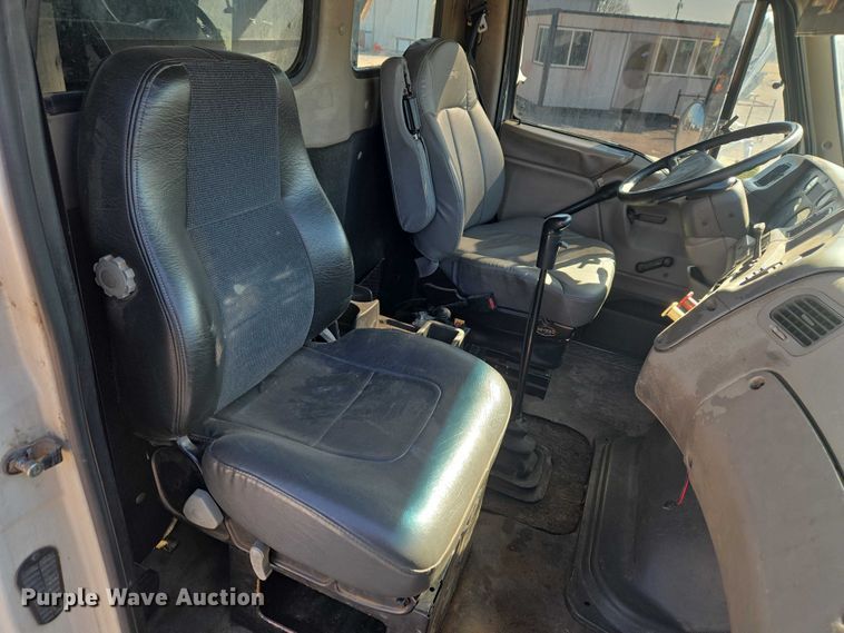 image for item ET1282 2006 Sterling A9500 dump truck