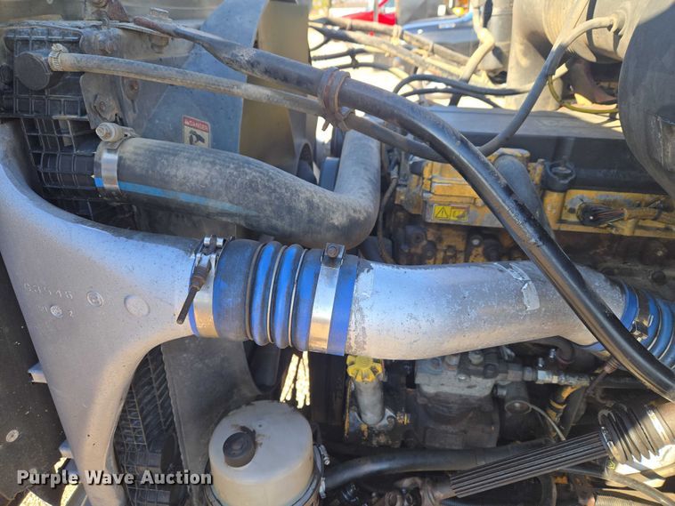 image for item ET1282 2006 Sterling A9500 dump truck