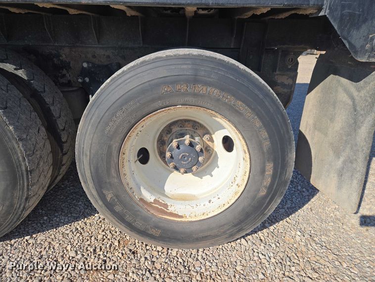 image for item ET1282 2006 Sterling A9500 dump truck