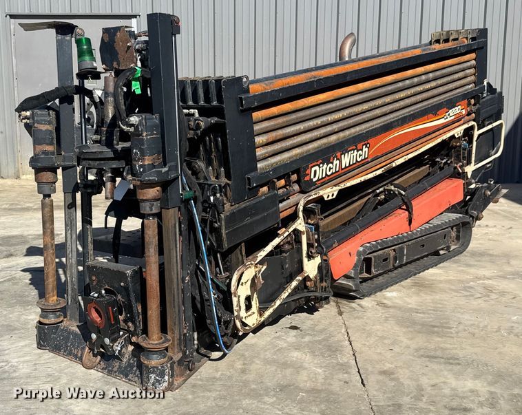 image for item ET1510 2010 Ditch Witch JT1220 Mach 1 directional boring unit