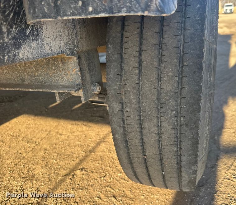 image for item ET1511 2007 Big Tex 14GX-14 dump trailer