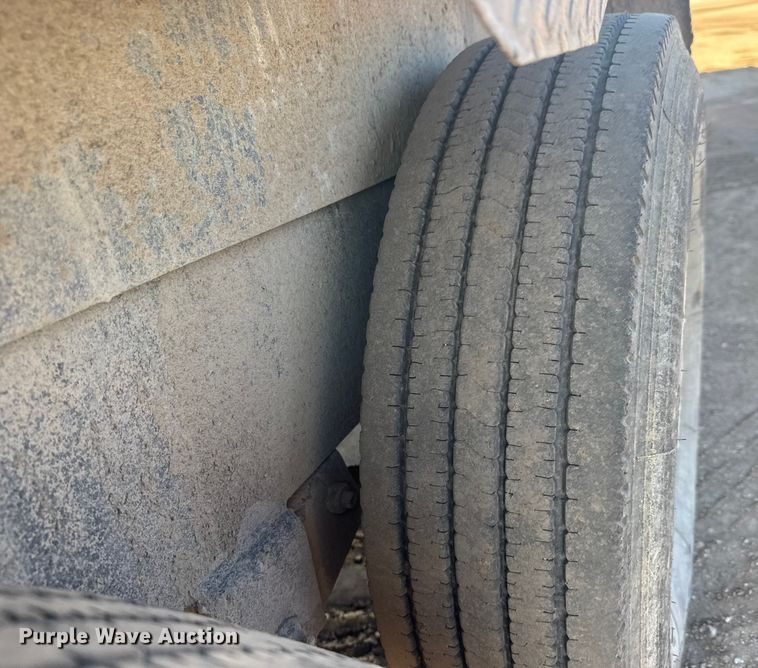 image for item ET1511 2007 Big Tex 14GX-14 dump trailer