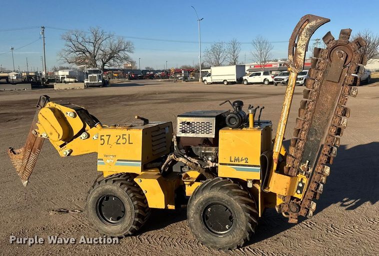 image for item ET1514 2000 Vermeer LM42 trencher