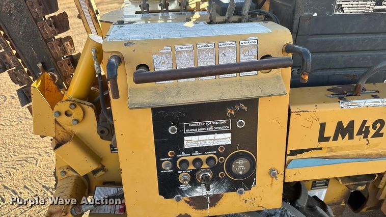 image for item ET1514 2000 Vermeer LM42 trencher