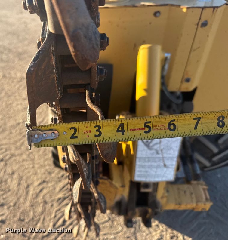 image for item ET1514 2000 Vermeer LM42 trencher