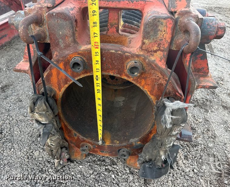 image for item ET1516 Delmag D19-32 diesel pile hammer