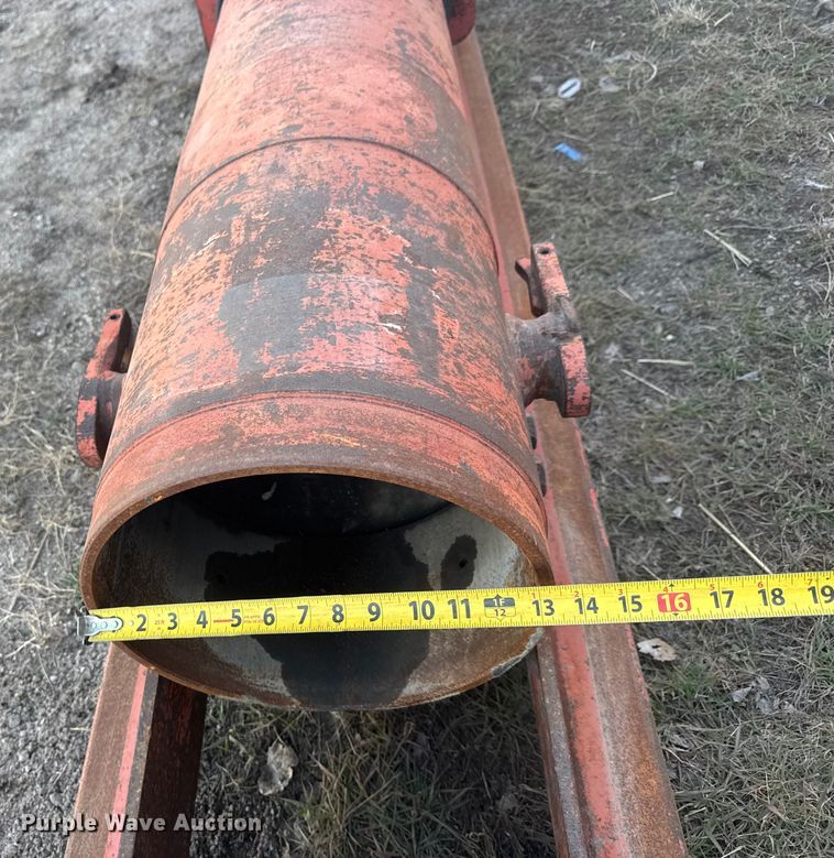 image for item ET1516 Delmag D19-32 diesel pile hammer