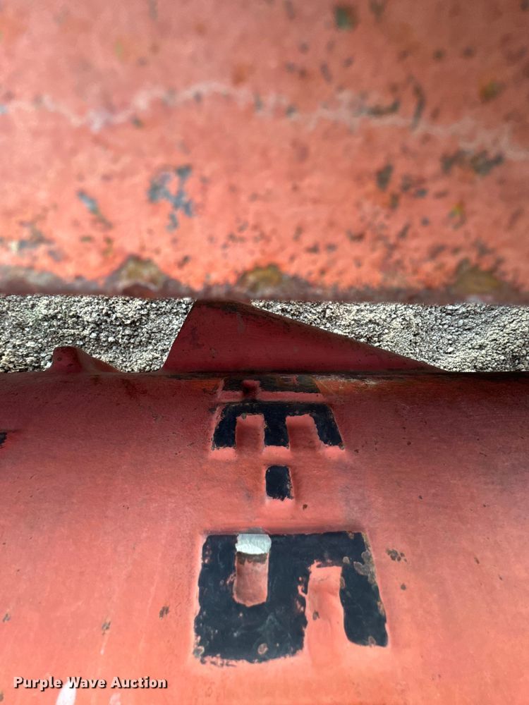 image for item ET1516 Delmag D19-32 diesel pile hammer