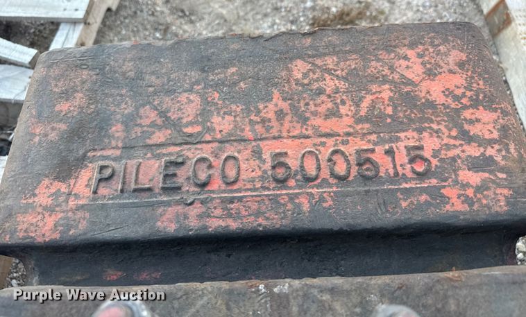 image for item ET1516 Delmag D19-32 diesel pile hammer
