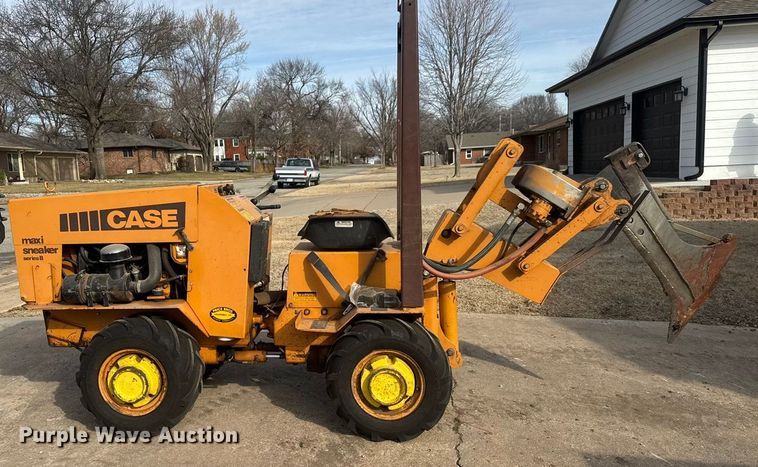 image for item ET1534 1992 Case Maxi Sneaker series B cable plow