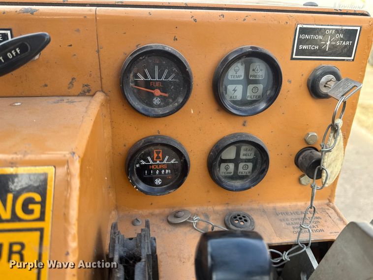 image for item ET1534 1992 Case Maxi Sneaker series B cable plow