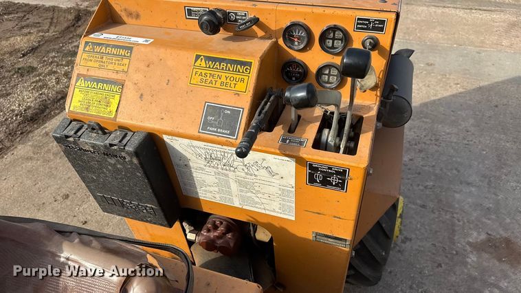 image for item ET1534 1992 Case Maxi Sneaker series B cable plow