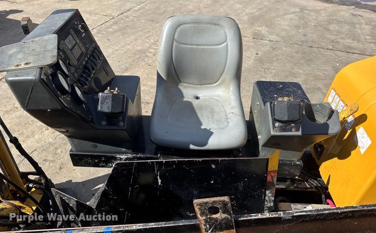 image for item ET1548 2014 Vermeer D20x22 Series II Navigator directional boring unit