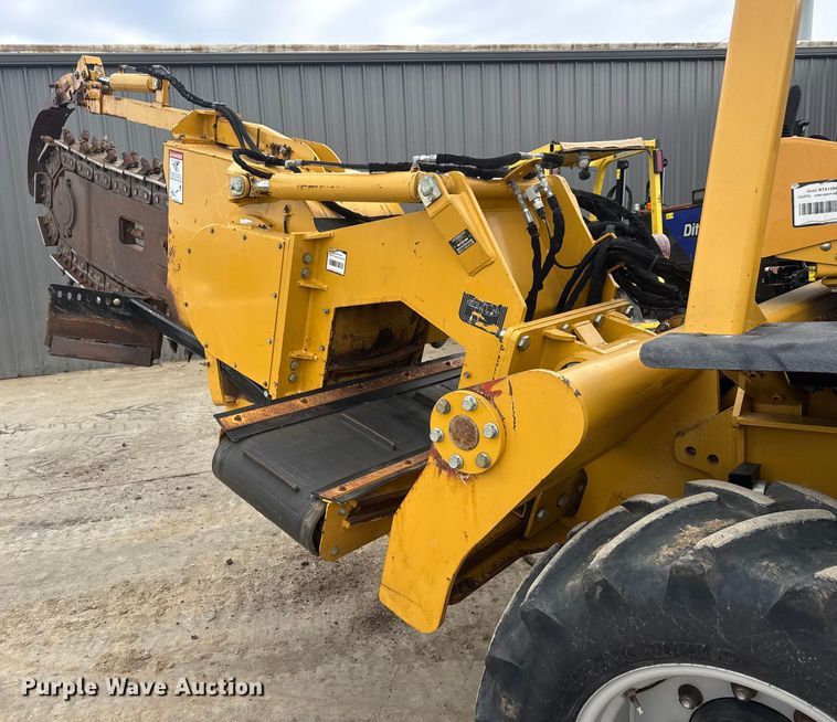 image for item ET4437 2015 Vermeer RTX1250 trencher