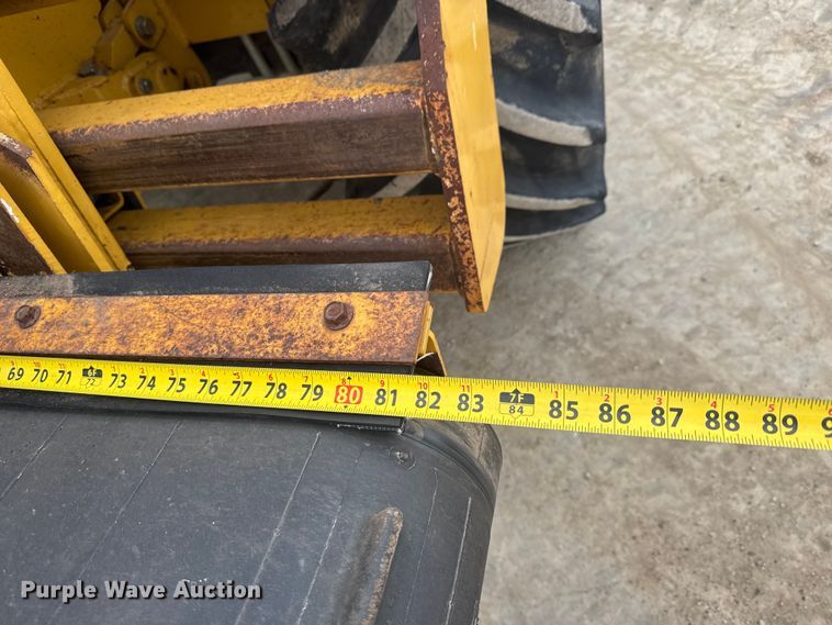 image for item ET4437 2015 Vermeer RTX1250 trencher