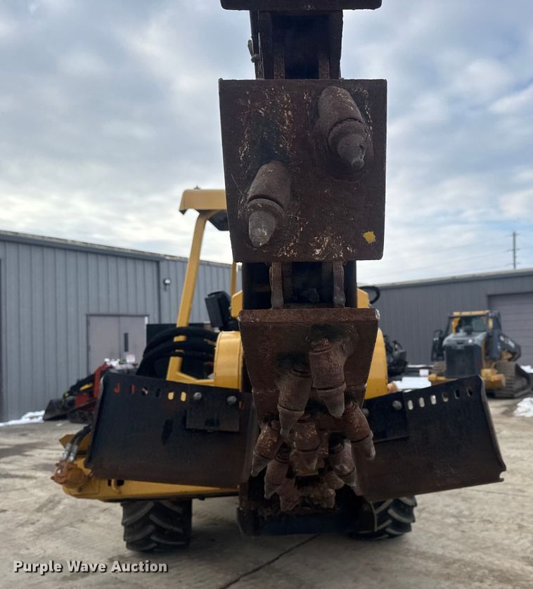 image for item ET4437 2015 Vermeer RTX1250 trencher