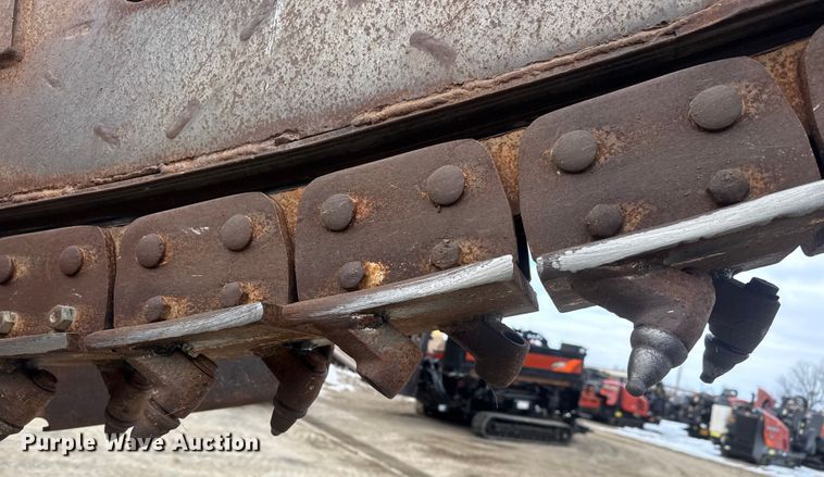 image for item ET4437 2015 Vermeer RTX1250 trencher