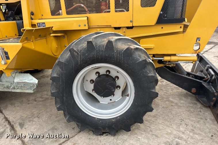 image for item ET4437 2015 Vermeer RTX1250 trencher