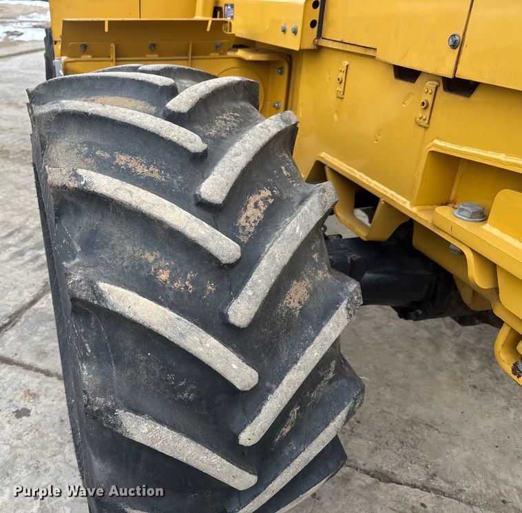 image for item ET4437 2015 Vermeer RTX1250 trencher