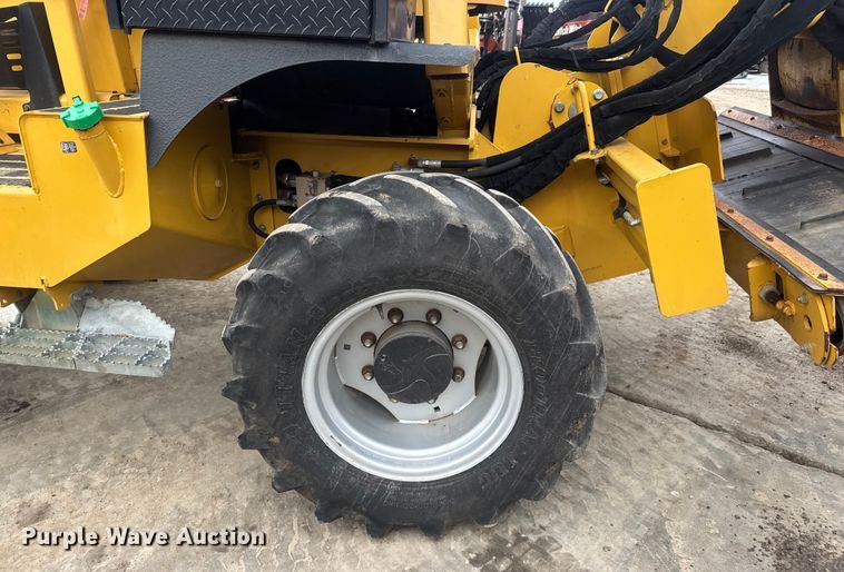image for item ET4437 2015 Vermeer RTX1250 trencher