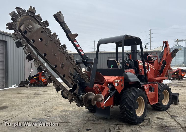 image for item ET4444 2013 Ditch Witch RT95 trencher