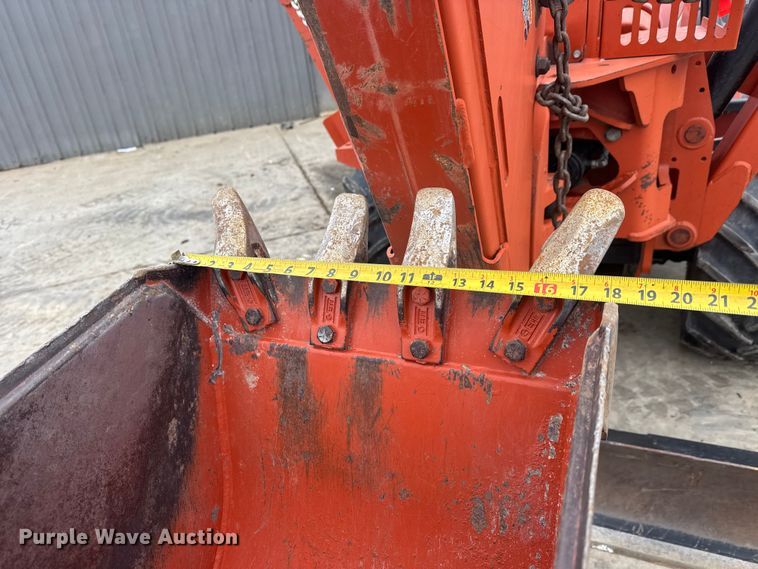 image for item ET4444 2013 Ditch Witch RT95 trencher