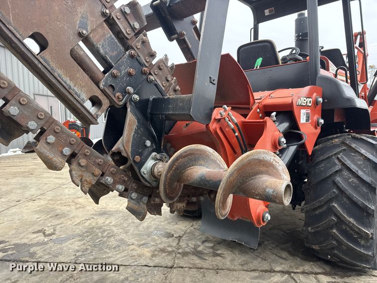 image for item ET4444 2013 Ditch Witch RT95 trencher