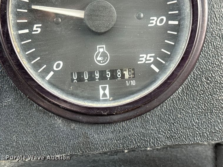 image for item ET4444 2013 Ditch Witch RT95 trencher