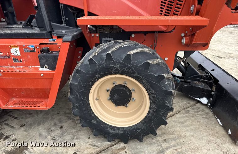 image for item ET4444 2013 Ditch Witch RT95 trencher