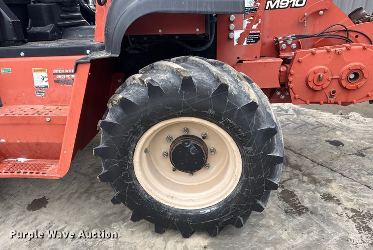 image for item ET4444 2013 Ditch Witch RT95 trencher