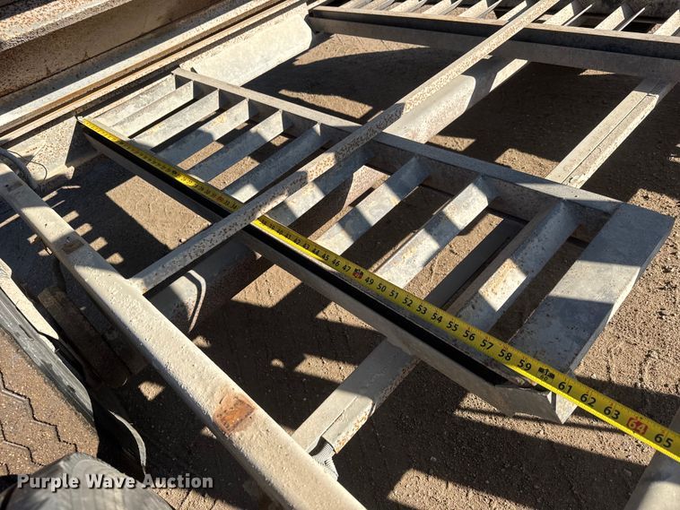 image for item ET4455 2007 Titan DB4889 dump trailer