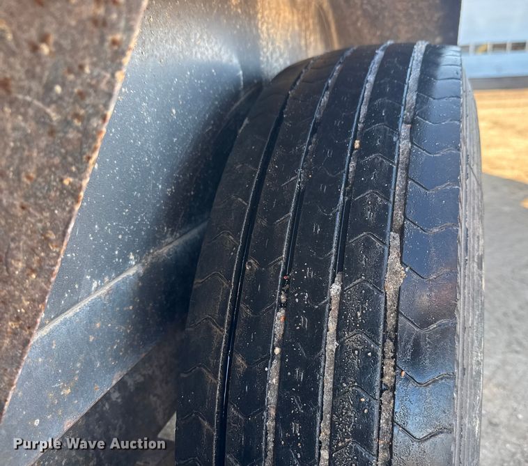 image for item ET4455 2007 Titan DB4889 dump trailer