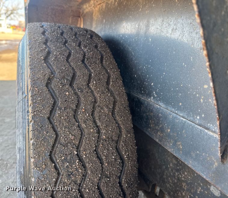 image for item ET4455 2007 Titan DB4889 dump trailer