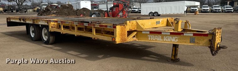 image for item ET4458 2001 Trail King TKT 20-2800 tilt deck equipment trailer