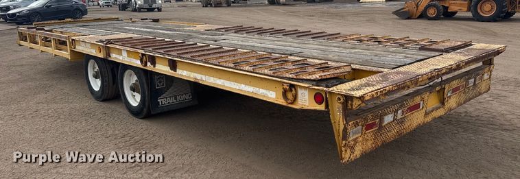 image for item ET4458 2001 Trail King TKT 20-2800 tilt deck equipment trailer