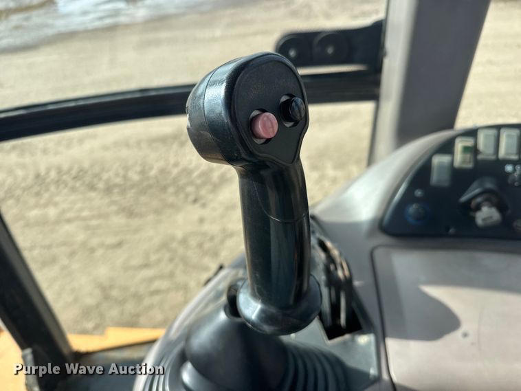 image for item ET4460 2005 Case 580M Series 2 backhoe