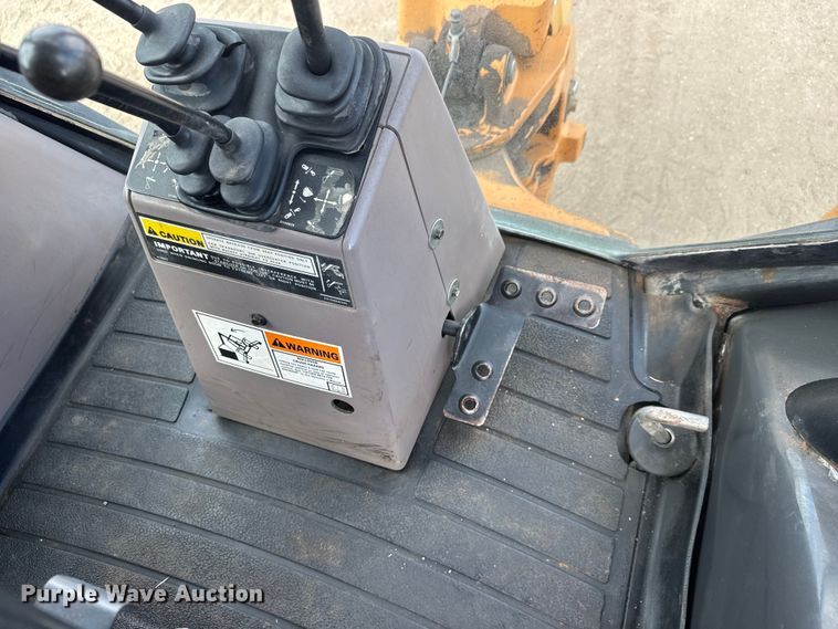 image for item ET4460 2005 Case 580M Series 2 backhoe