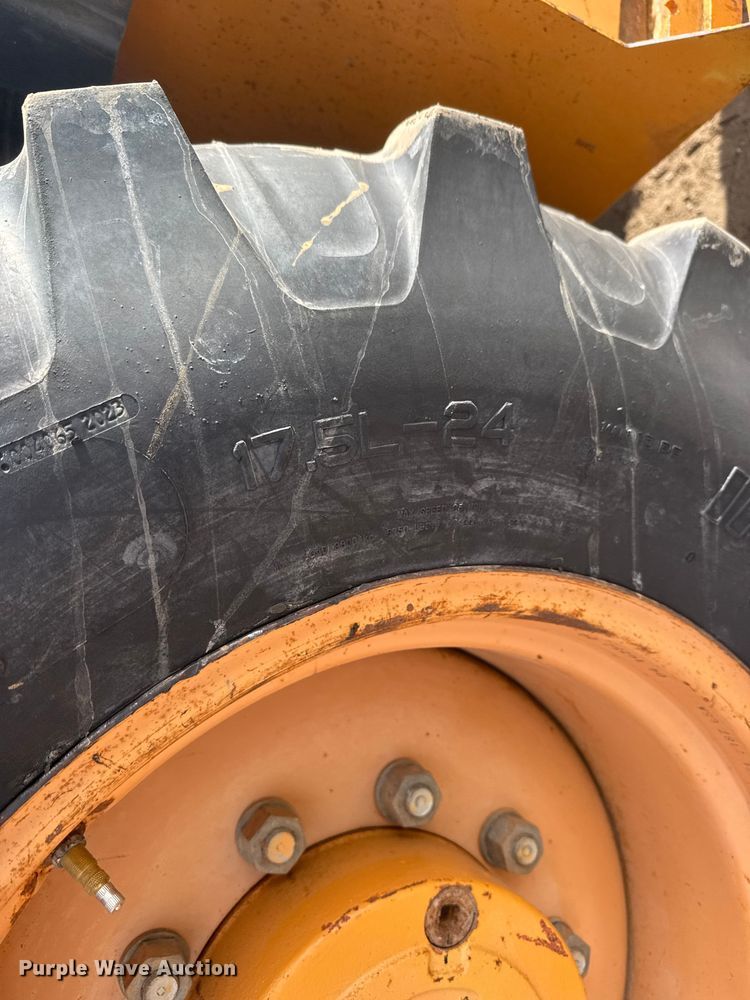 image for item ET4460 2005 Case 580M Series 2 backhoe