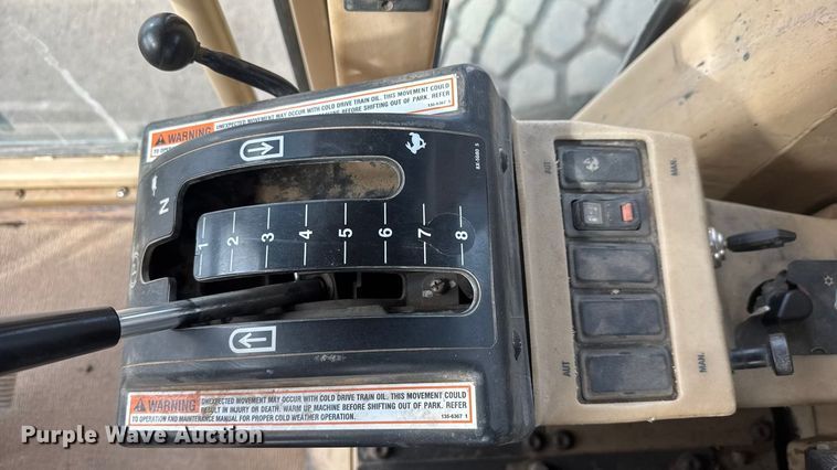 image for item ET4462 2001 Caterpillar 160H motor grader