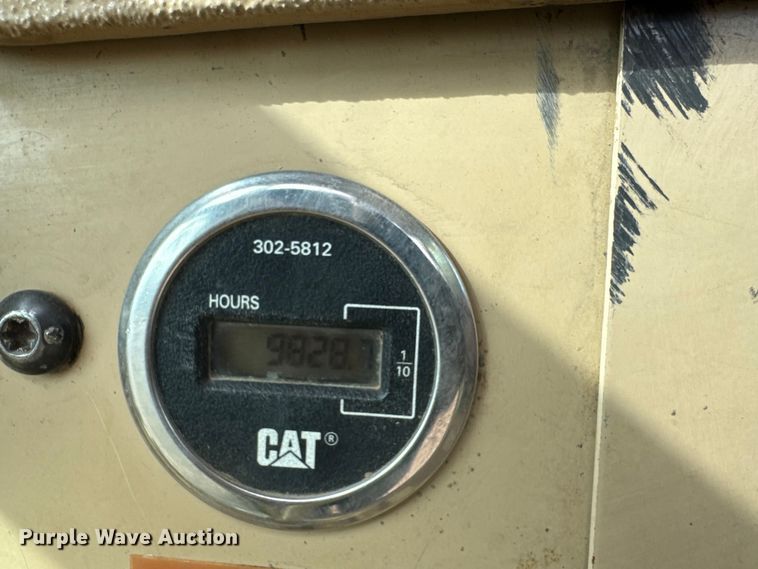 image for item ET4462 2001 Caterpillar 160H motor grader