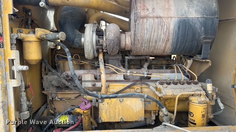 image for item ET4462 2001 Caterpillar 160H motor grader