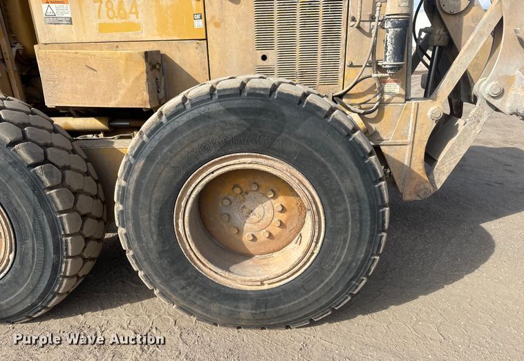 image for item ET4462 2001 Caterpillar 160H motor grader