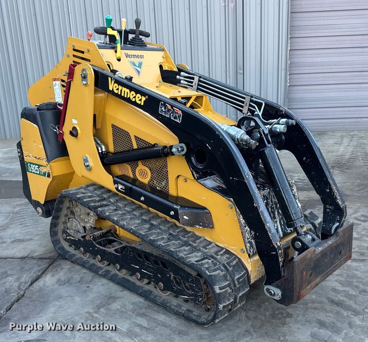 image for item ET4488 2022 Vermeer S925TX compact utility loader