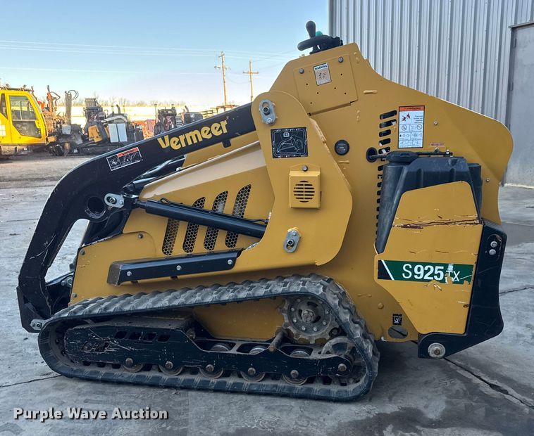 image for item ET4488 2022 Vermeer S925TX compact utility loader