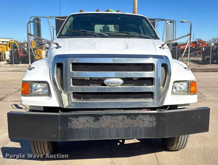 image for item ET4496 2008 Ford F750 Super Duty XL  flatbed truck with vacuum excavator