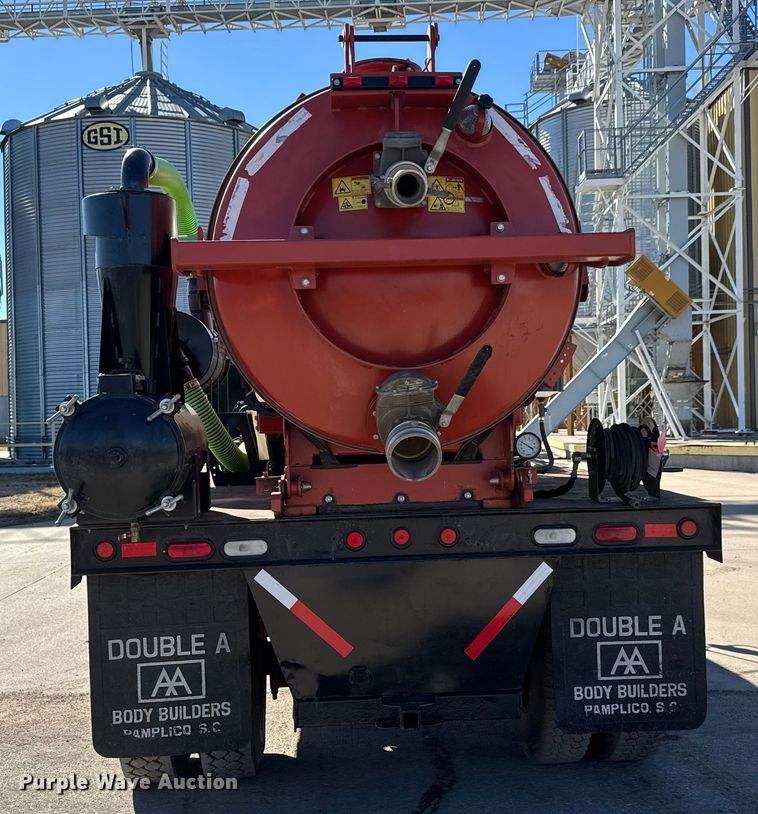 image for item ET4496 2008 Ford F750 Super Duty XL  flatbed truck with vacuum excavator