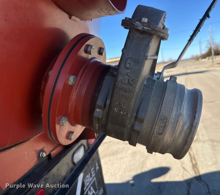 image for item ET4496 2008 Ford F750 Super Duty XL  flatbed truck with vacuum excavator