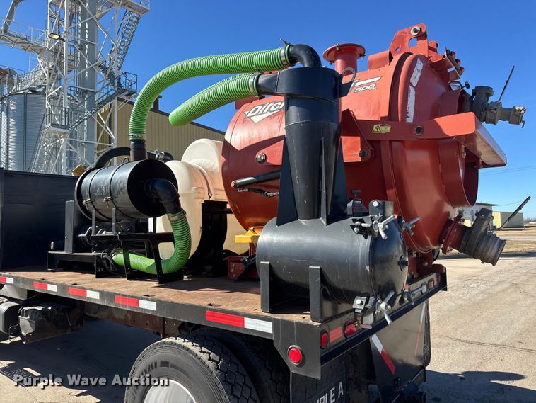 image for item ET4496 2008 Ford F750 Super Duty XL  flatbed truck with vacuum excavator